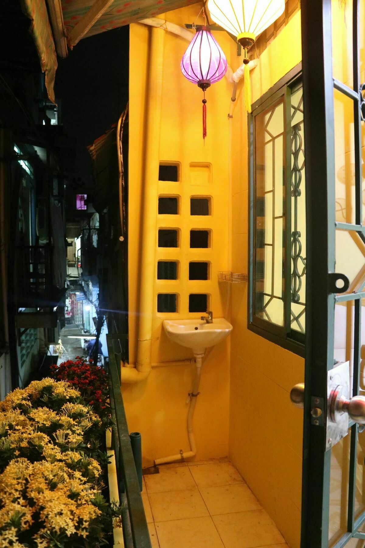 Saigon Old Town Homestay Хошимин Екстериор снимка